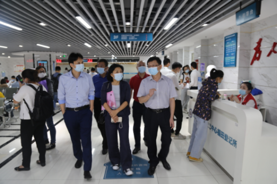 国家税务总局刘宜副司长一行到深圳市规划和自然资源局不动产登记中心