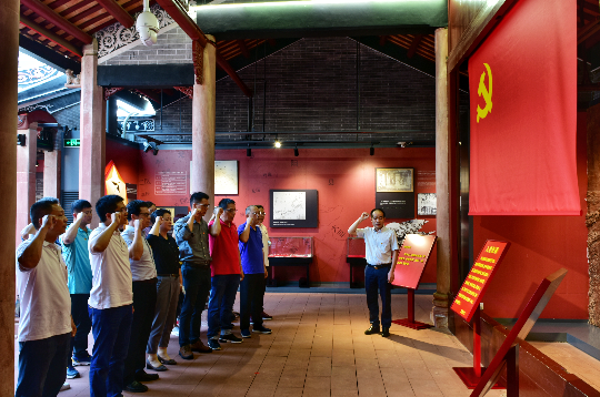 20210520参观宝安一大旧址 (4)-01.jpeg
