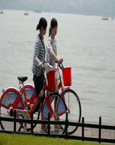 杭州首次推出公共自行车交通系统(组图)